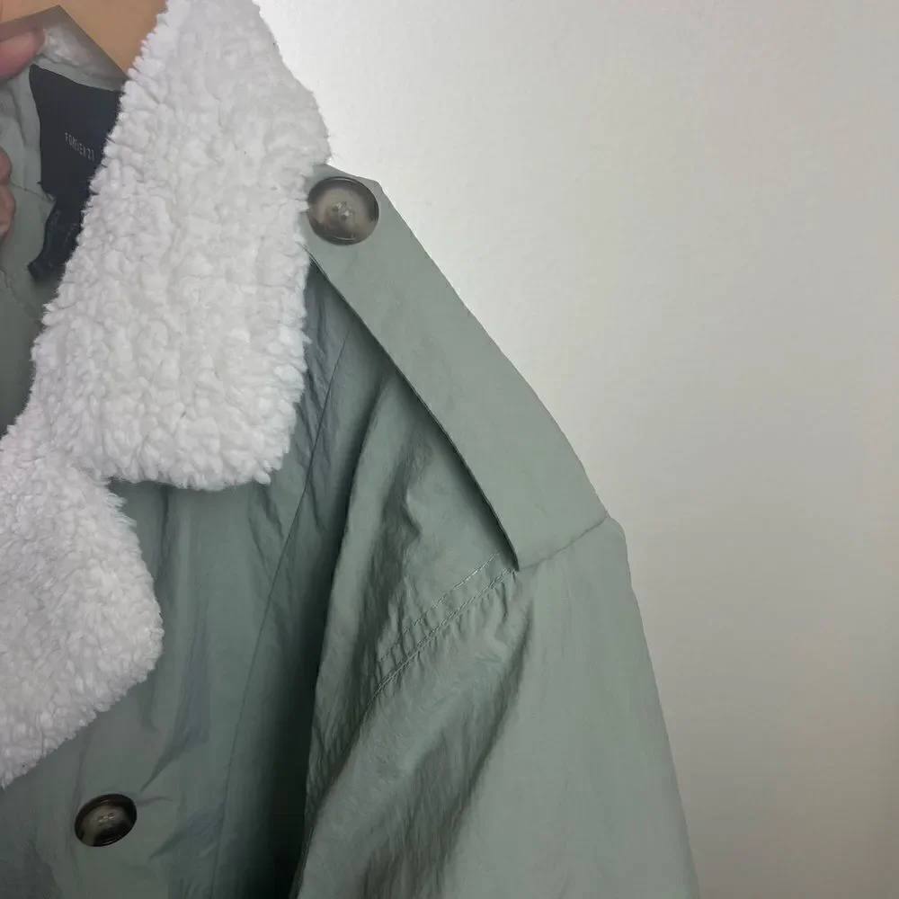 Forever 21 Double-Breasted Belted Trench Coat M - Picture 7 of 8